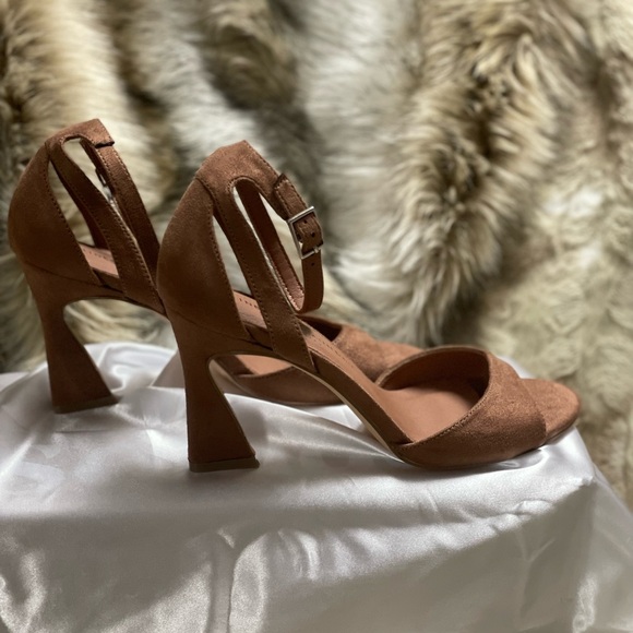 SOLD ELSEWHERE - Picture 6 of 9